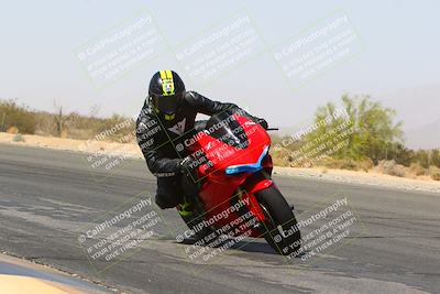 media/Mar-28-2022-Superbike Trackdays (Mon) [[b8603d0f67]]/Open Track Time/Turn 3 Inside/